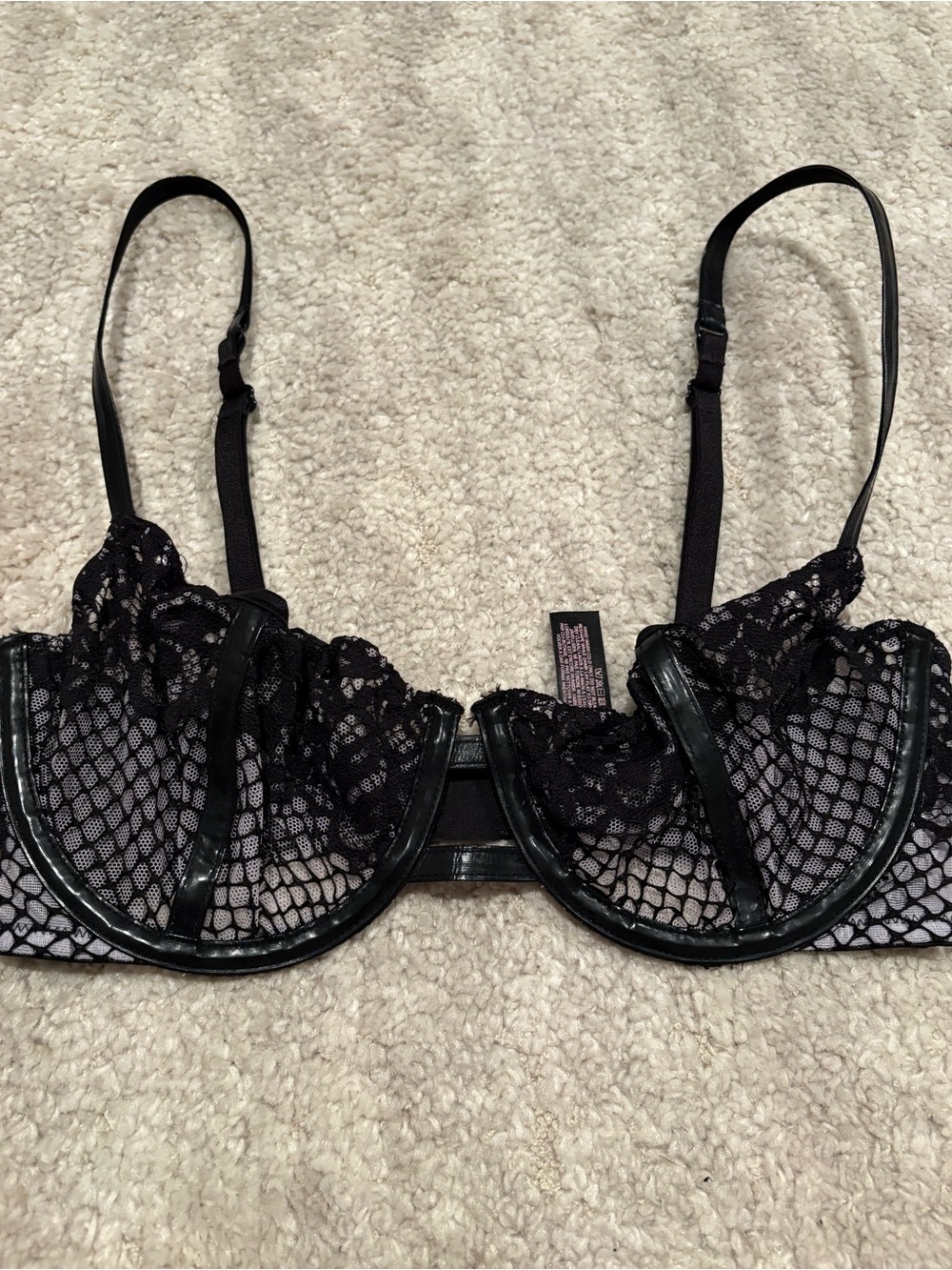 Vs lace bra